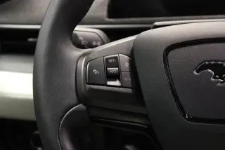 Ford Mustang Mach-E 2023 AWD Premium 4p SUV