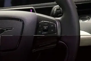 Ford Mustang Mach-E 2023 AWD Premium 4p SUV