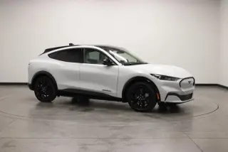 Ford Mustang Mach-E 2023 AWD Premium 4p SUV