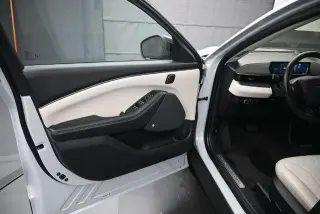 Ford Mustang Mach-E 2023 AWD Premium 4dr SUV