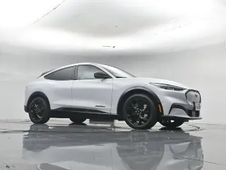Ford Mustang Mach-E 2023 AWD Premium 4dr SUV