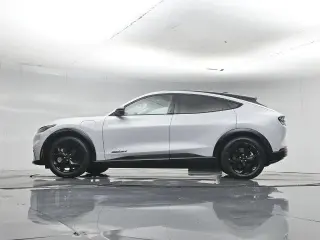 Ford Mustang Mach-E 2023 AWD Premium 4dr SUV