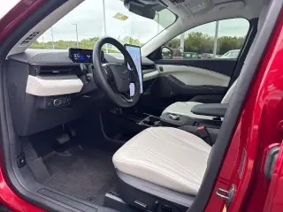 Ford Mustang Mach-E 2024 AWD Premium SUV de 4 puertas