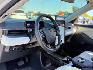 Ford Mustang Mach-E 2023 AWD Premium 4p SUV