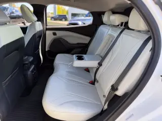 Ford Mustang Mach-E 2023 AWD Premium 4p SUV