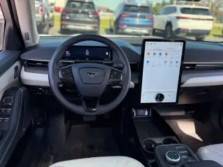 Ford Mustang Mach-E 2023 AWD Premium 4p SUV