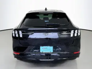Ford Mustang Mach-E 2023 SUV de 4 puertas con tracción total Premium