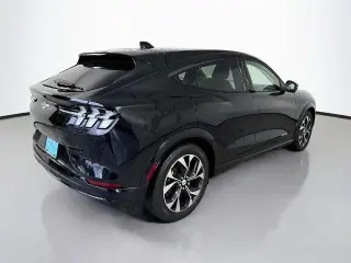 Ford Mustang Mach-E 2023 SUV de 4 puertas con tracción total Premium