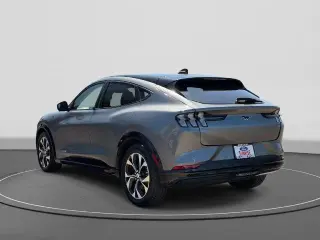 Ford Mustang Mach-E 2023 Premium SUV 4 puertas