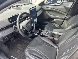 SUV de 4 puertas Ford Mustang Mach-E 2023 Premium