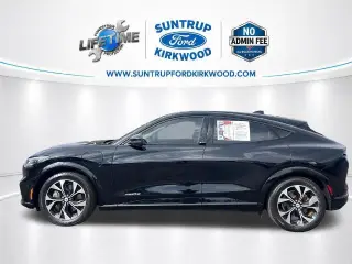 SUV de 4 puertas Ford Mustang Mach-E 2023 Premium