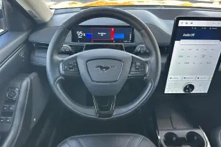 Ford Mustang Mach-E 2023 Premium SUV de 4 puertas