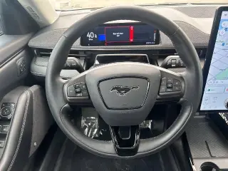 Ford Mustang Mach-E 2023 Premium 4dr SUV