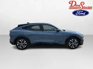 Ford Mustang Mach-E 2023 Premium 4dr SUV