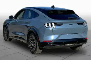 Ford Mustang Mach-E 2024 SUV de 4 puertas Premium