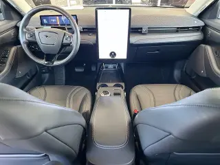 Ford Mustang Mach-E 2023 Premium 4dr SUV