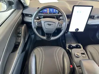 Ford Mustang Mach-E 2023 Premium 4dr SUV