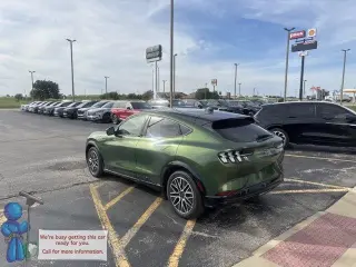 Ford Mustang Mach-E 2024 Premium SUV 4 puertas