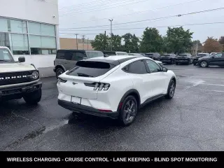Ford Mustang Mach-E 2023 Tracción Total (AWD) Select SUV de 4 puertas