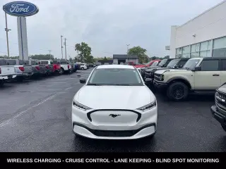 Ford Mustang Mach-E 2023 Tracción Total (AWD) Select SUV de 4 puertas