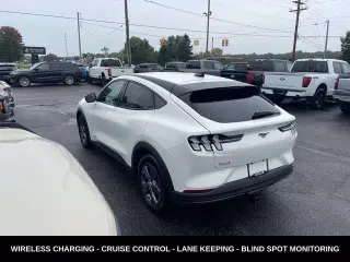 Ford Mustang Mach-E 2023 Tracción Total (AWD) Select SUV de 4 puertas