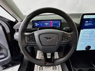 Ford Mustang Mach-E 2023 AWD Select 4dr SUV