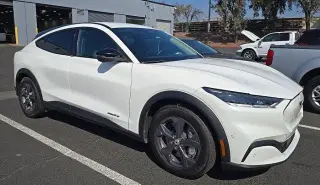 Ford Mustang Mach-E 2023 Select 4dr SUV