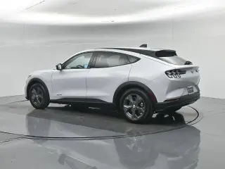 Ford Mustang Mach-E 2023 Select 4dr SUV