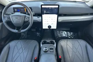 Ford Mustang Mach-E 2023 Select SUV de 4 puertas