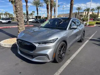 Ford Mustang Mach-E 2021 Select SUV de 4 puertas