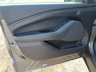 Ford Mustang Mach-E 2023 Select 4p SUV