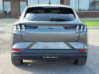 Ford Mustang Mach-E 2023 Select 4p SUV