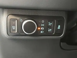 Ford Mustang Mach-E 2025 Select 4dr SUV