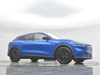Ford Mustang Mach-E 2025 Select 4dr SUV