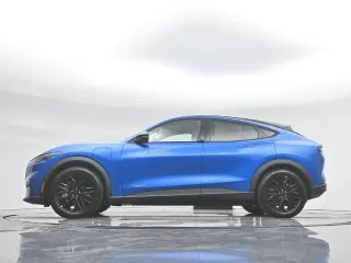 Ford Mustang Mach-E 2025 Select 4dr SUV
