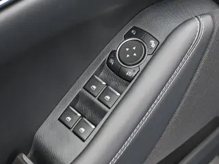 Ford Mustang Mach-E 2025 Select 4dr SUV