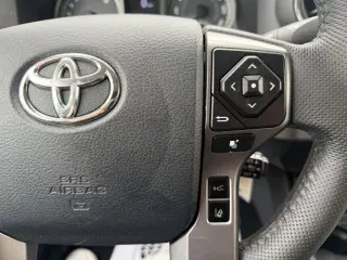 Toyota Tacoma SR5 Cab Doble Longa 2019 V6 6AT 4WD