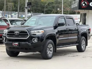 Toyota Tacoma SR5 Cab Doble Longa 2019 V6 6AT 4WD