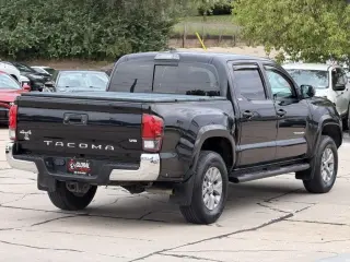 Toyota Tacoma SR5 Cab Doble Longa 2019 V6 6AT 4WD
