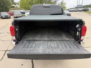 Toyota Tacoma SR5 Cab Doble Longa 2019 V6 6AT 4WD