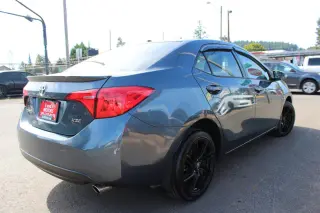2017 Toyota Corolla XSE 4D Sedan