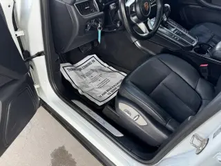 2017 Porsche Macan S AWD