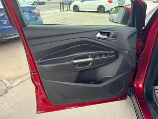 2019 Ford Escape Titanium 4WD