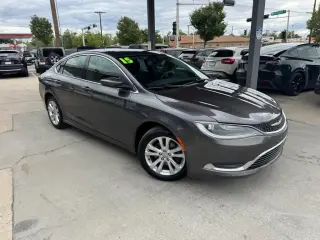 2015 Chrysler 200 4dr Sdn Limited FWD