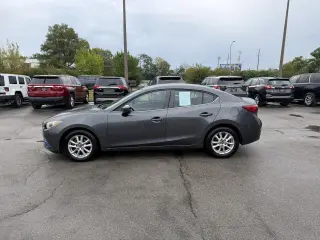 2016 Mazda MAZDA3 4dr Sdn Auto i Sport