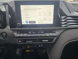 2025 Toyota Camry Hybrid LE