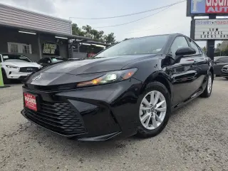 2025 Toyota Camry Hybrid LE