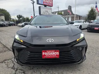 2025 Toyota Camry Hybrid LE