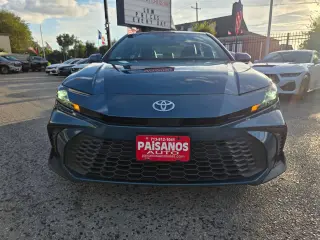 2025 Toyota Camry Hybrid SE