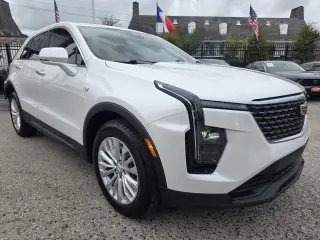 2024 Cadillac XT4 Luxury